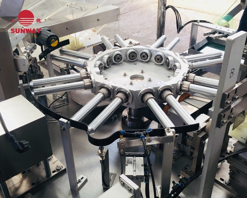 B.KFX-II型软管开孔封口旋（拍）盖机